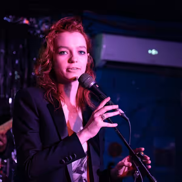 Esmé Creed-Miles performing with her band at The Windmill Brixton, 11/04/24 (2024)