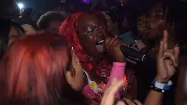 Influencer and musician Aliyah's Interlude performing in NYC in 2024