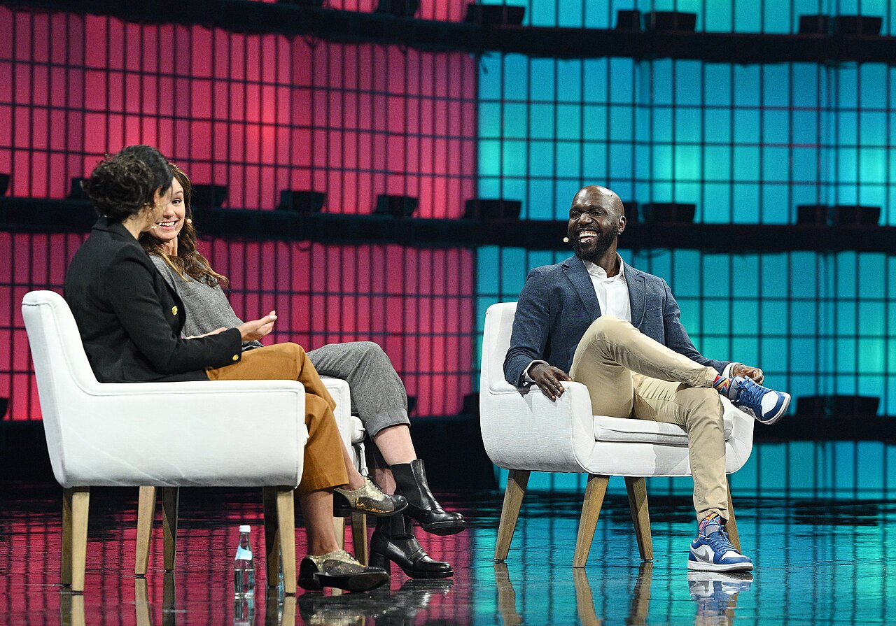 15 November 2023; Speakers, from left, Morena Baccarin, Actor &amp; Ambassador, International Rescue Committee; Sarah Wayne Callies, Actor &amp; Ambassador, Int