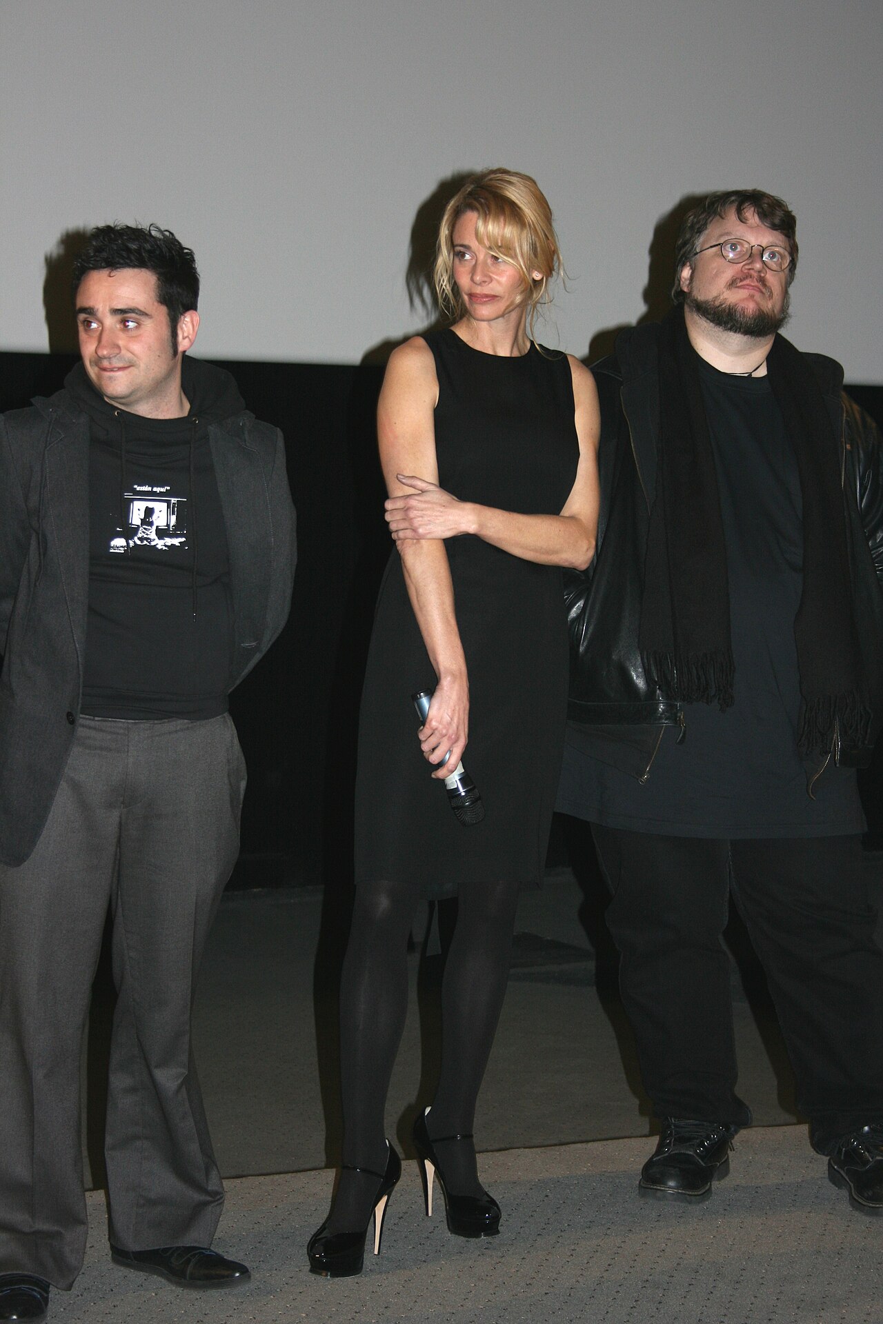 Juan Antonio Bayona, Belén Rueda et Guillermo del Toro à l'avant-première de L'Orphelinat diffusée à l'UGC Ciné Cité Les Halles, à Paris. (2008)