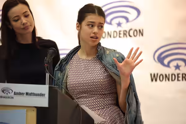 Amber Midthunder speaking at the 2017 WonderCon at the Anaheim Convention Center in Anaheim, California. Please attribute to Gage Skidmore if used elsewhere.