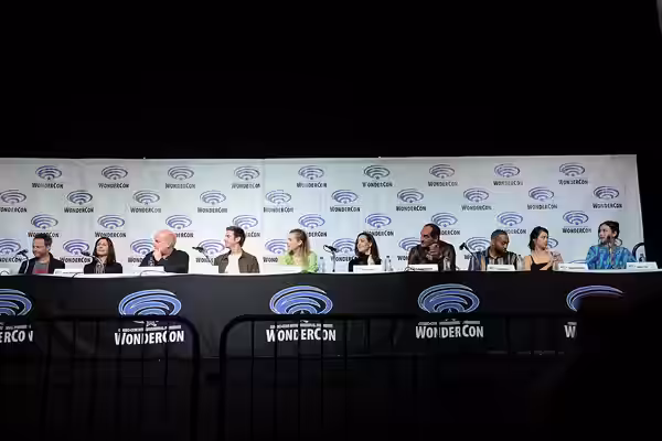 Noah Hawley, Lauren Shuler Donner, Jeph Loeb, Dan Stevens, Rachel Keller, Aubrey Plaza, Navid Negahban, Jeremie Harris, Amber Midthunder and Lauren Tsai speakin (2019)
