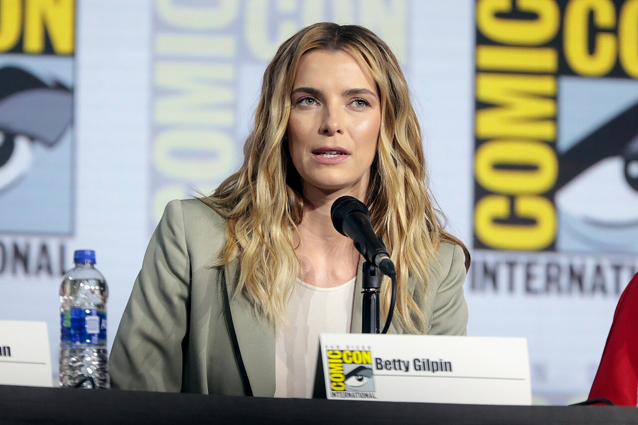 Betty Gilpin speaking at the 2019 San Diego Comic Con International, for "Entertainment Weekly: Women Who Kick Ass", at the San Diego Convention Center in San D