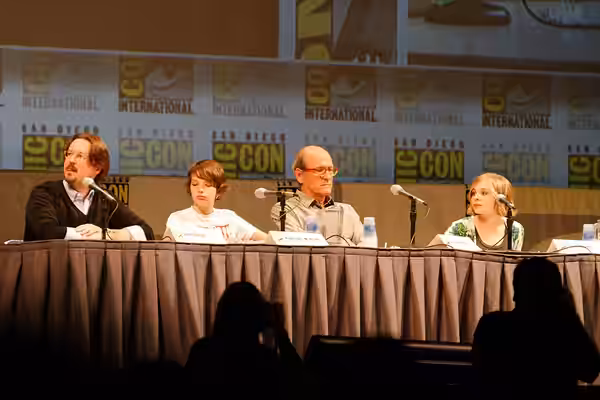(Left to right) Matt Reeves, Kodi Smit-McPhee, Richard Jenkins, and Chloë Grace Moretz at ComicCon 2010 discussing Let Me In.
