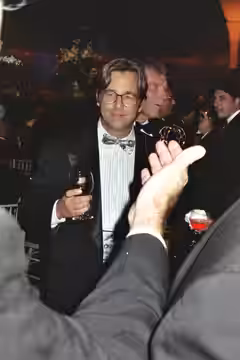 1993 Emmy Awards NOTE: Permission granted to copy, publish, broadcast or post any of my photos, but please credit "photo by Alan Light" if you can. Thanks. Scan