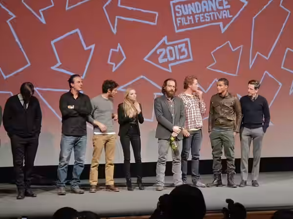 Chris Noth, Amanda Seyfried, Peter Sarsgaard etc. (2013)