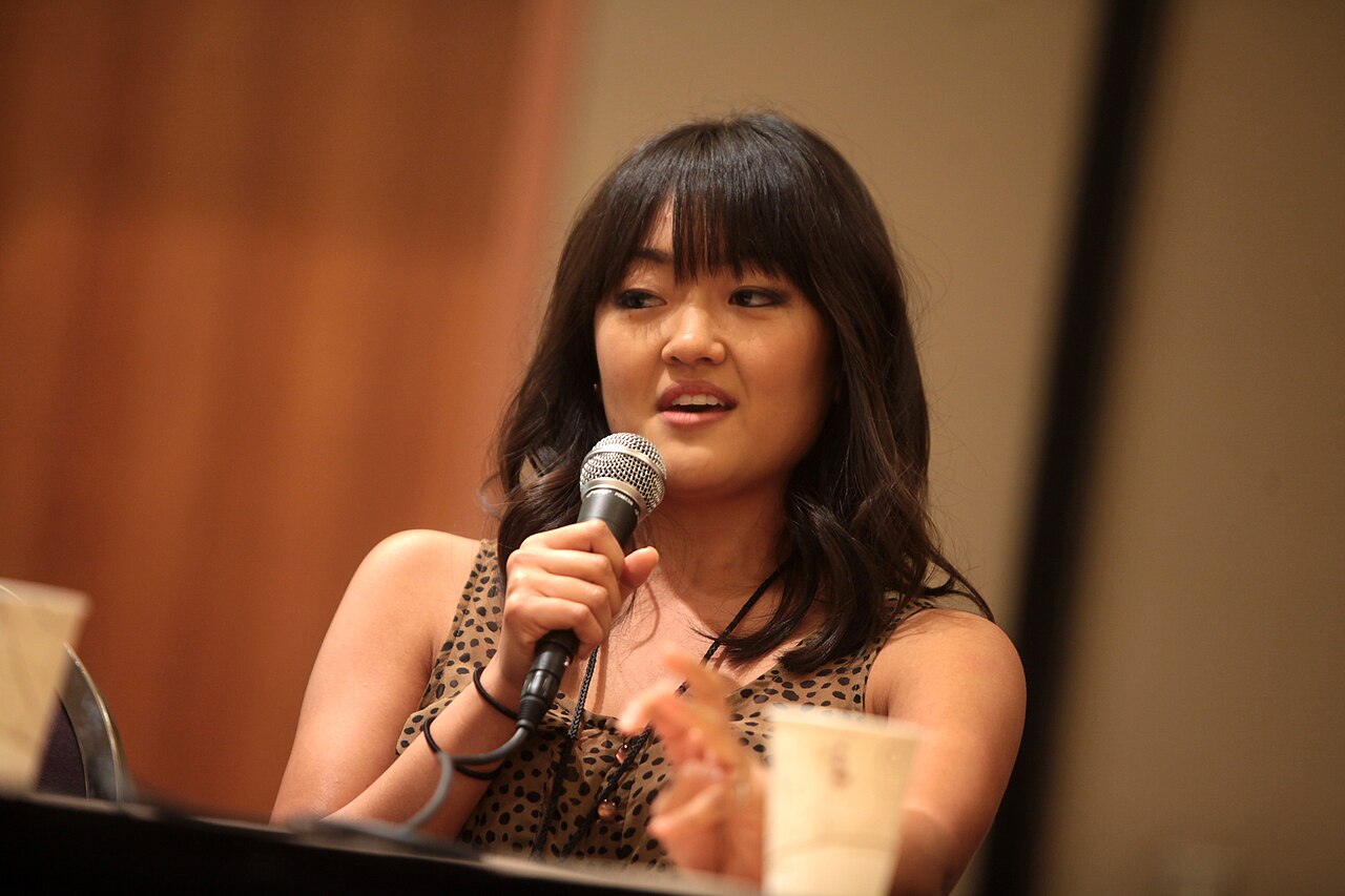 Amy Okuda speaking at the 2014 Comic Media Expo, for "The Guild", at the Mesa Convention Center in Mesa, Arizona. Please attribute to Gage Skidmore if used else