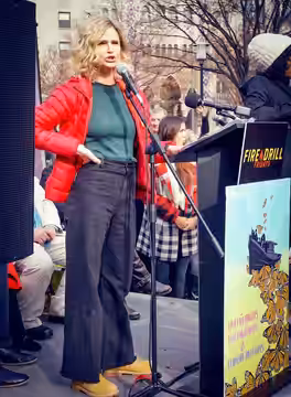 "On December 6th, we’re going to shut down business-as-usual for the financial institutions that profit off of the climate crisis and immigrant detention. Meet  (2019)