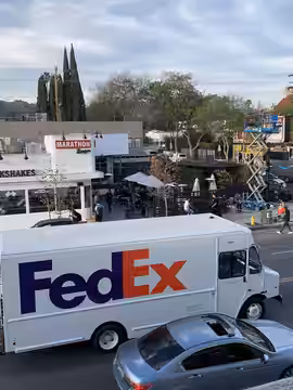 Marathon Burger in Melrose, located at 7507 Melrose Ave., Los Angeles, is an extension of Nipsey Hussle’s Marathon brand. Open daily from 7 a.m. to 3 a.m., it o (2025)