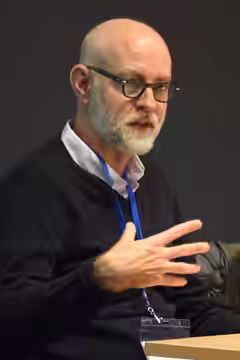 El dibuiant nord-americà de còmic underground Daniel Clowes en una ponència al 37. Còmic Barcelona, 2019.