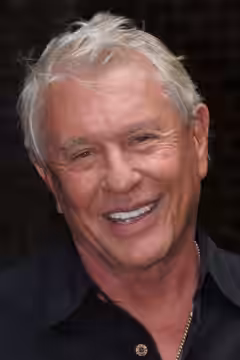 Tom Berenger