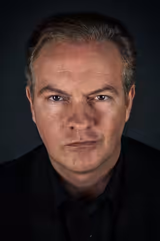 Simon Weir
