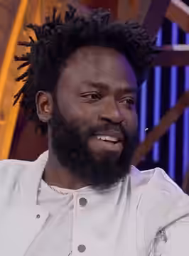 Ator brasileiro Douglas Silva em entrevista ao talk show Lady Night, no Multishow. (2022)