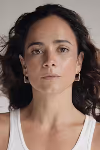 Alice Braga