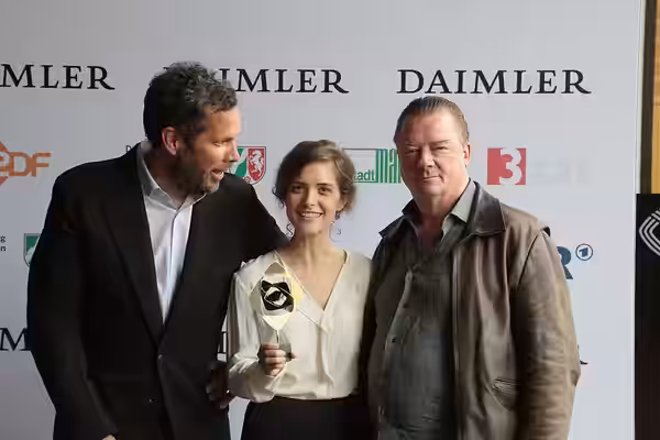 Achim von Borries, Liv Lisa Fries, Peter Kurth (Babylon Berlin) beim Grimme-Preis 2018, am 13.04.2018 in Marl.