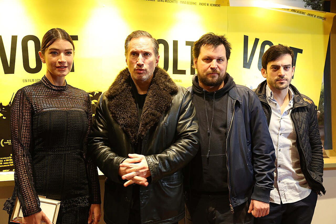 Anna Bederke, Benno Fürmann, Surho Sugaipov und Sascha Alexander Gersak bei der NRW-Premiere von "Volt", Januar 2017.