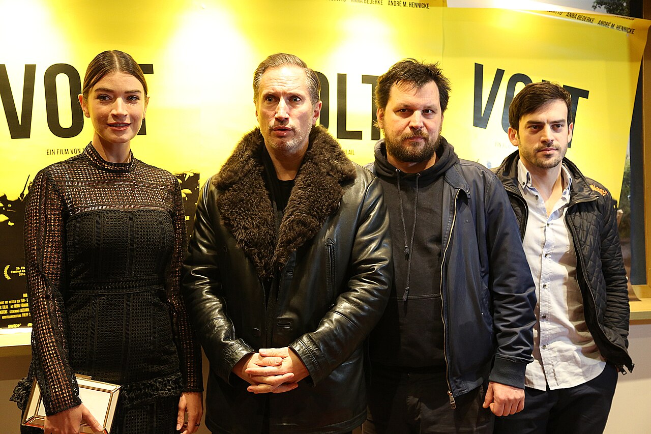 Anna Bederke, Benno Fürmann, Surho Sugaipov, Sascha Alexander Gersak bei der NRW-Premiere von "Volt", Januar 2017.