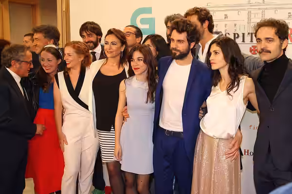 Numerosos intérpretes galegos na gala de presentación da serie de televisión Hospital Real (2015)