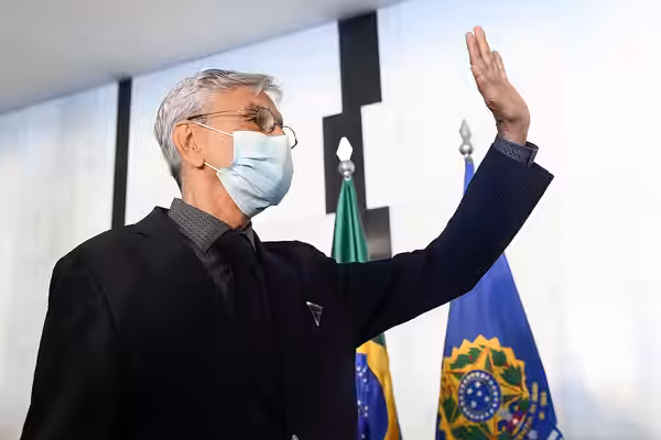 Presidente do Senado Federal realiza audiência no Salão Negro para receber o Movimento 342 Amazônia, parlamentares e um grupo de artistas. O objetivo é discutir (2022)