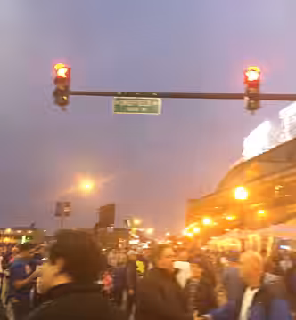 Was taking a photo of the scene at the intersection. Only later, when I looked at the photos I had taken, did I realize among those in the crowd was Jeff Garlin (2016)
