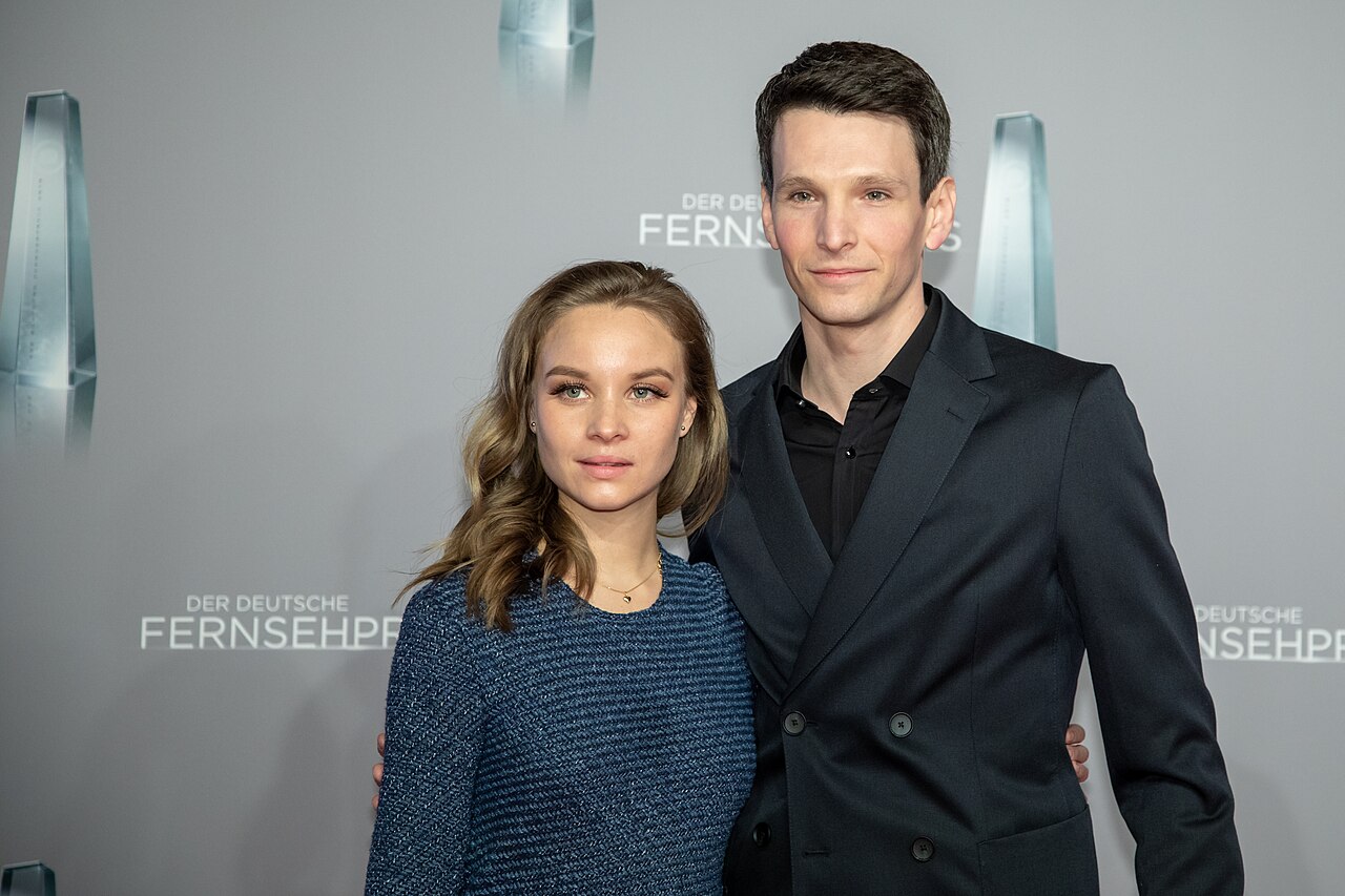 Sonja Gerhardt; Sabin Tambrea beim Deutschen Fernsehpreis 2019 in der Düsseldorfer Rheinterrasse
