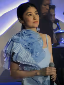 Kelly Chen is at HKCEC. (2023)