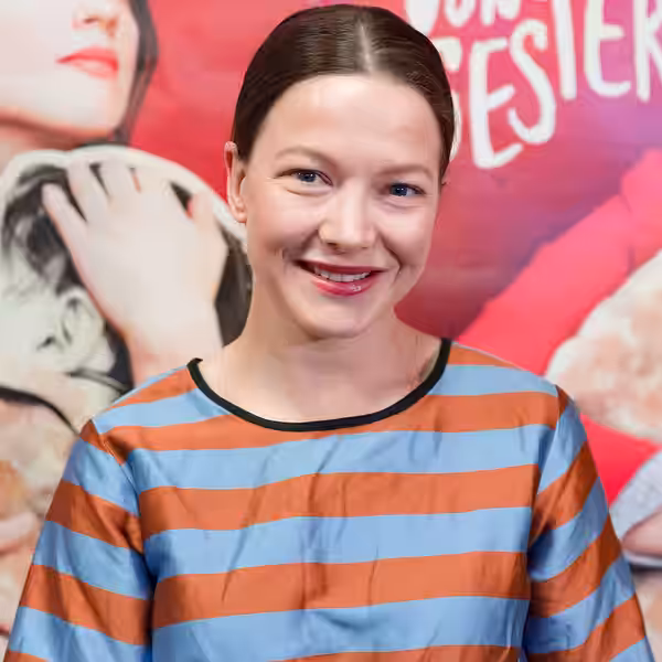 Hannah Herzsprung at the Austrian premiere of Die Blumen von gestern at Gartenbaukino, Vienna, Austria. (2017)