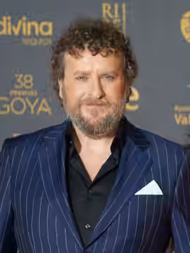 Fernando Cayo and Carmela Martins en la alfombra roja de los Premios Goya 2024 celebrados en Valladolid