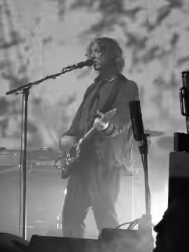 Kevin Shields of My Bloody Valentine performing @ The Roundhouse in 2008