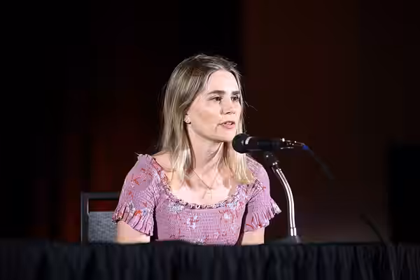 Alison Lohman speaking with attendees at the 2024 Mad Monster Arizona Party at the Renaissance Phoenix Glendale Hotel &amp; Spa in Glendale, Arizona. Please att