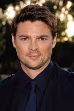 Karl Urban