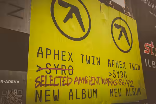 “Selected ambient works 86/92” (2014)