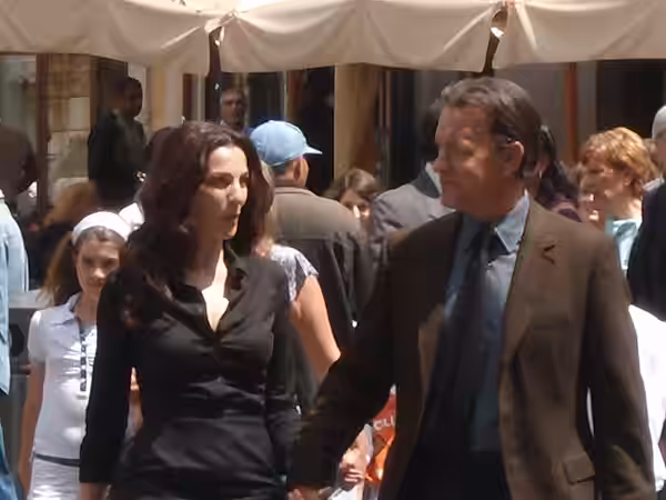 Tom Hanks and Ayelet Zurer outside of the Pantheon in Rome during production. (2008)
