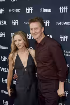 Ed Norton and Shauna Robertson attend "Wake Up Dead Man: A Knives Out Mystery" world premiere. (2022)