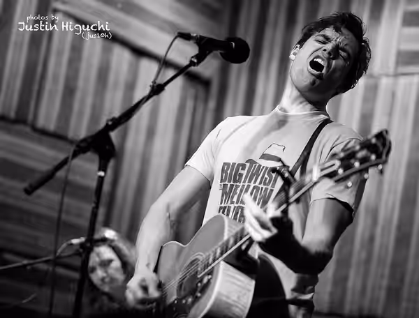 Kate Voegele and Tyler Hilton (with Alexis Keegan) performing live at Saint Rocke in Hermosa Beach California on Sunday February 14th, 2016.