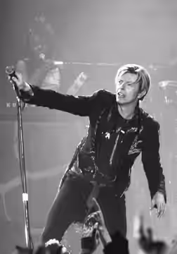 500px provided description: David Bowie [#show ,#rock ,#concert ,#music ,#live ,#guitar ,#performance ,#stage ,#gig ,#band ,#musician ,#singer ,#live music ,#bo