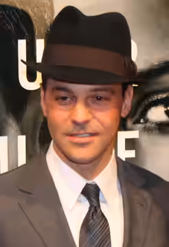 David Alan Basche and Alysia Reiner at the premiere for The Adjustment Bureau in February 2011.