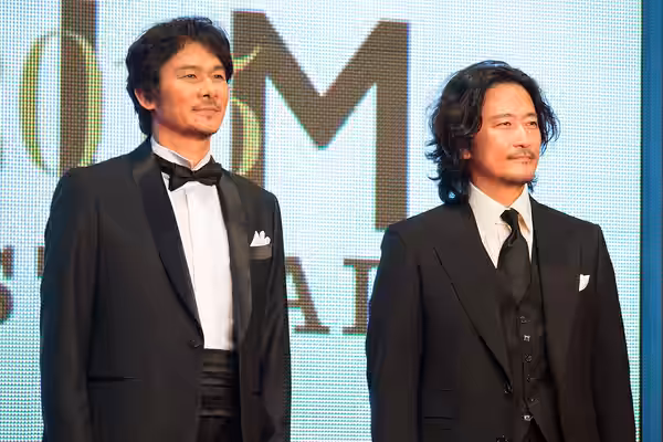 第28回 東京国際映画祭 オープニングセレモニー 伊原剛志 紀里谷和明 (ラスト・ナイツ) (2015)