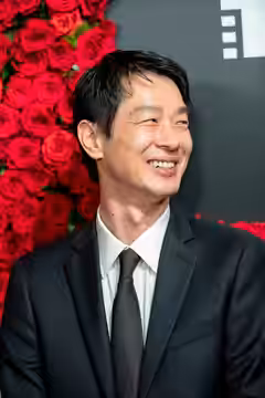 第30回 東京国際映画祭 オープニングセレモニー 加瀬亮 (鈴木家の嘘) (2018)