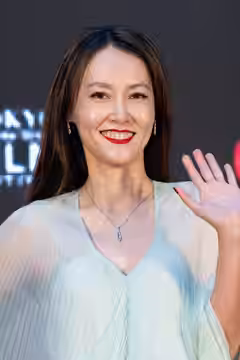 第37回 東京国際映画祭 オープニングイベント レッドカーペット 菊地凛子 (フェスティバル・ナビゲーター) (2024)