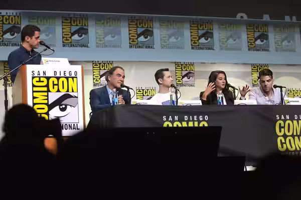 Dave Karger, Oliver Stone, Joseph Gordon-Levitt, Shailene Woodley and Zachary Quinto speaking at the 2016 San Diego Comic Con International, for "Snowden", at t