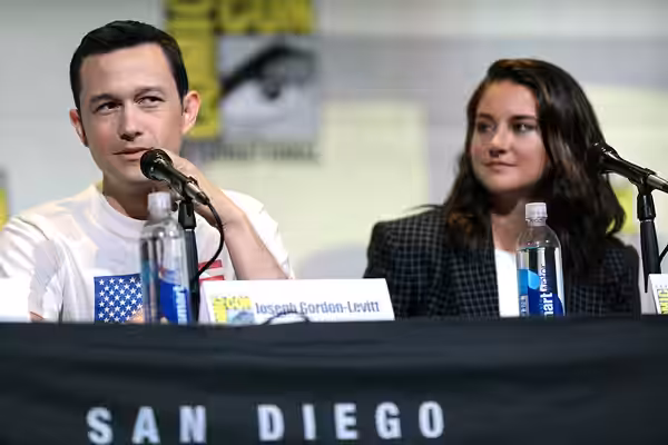 Joseph Gordon-Levitt and Shailene Woodley speaking at the 2016 San Diego Comic Con International, for "Snowden", at the San Diego Convention Center in San Diego