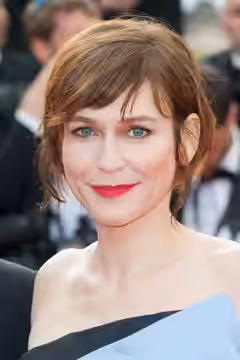 Marie-Josée Croze