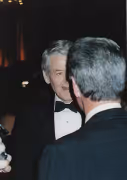 1989 Emmy Awards NOTE: Permission granted to copy, publish, broadcast or post any of my photos, but please credit "photo by Alan Light" if you can. Thanks.