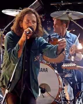 Eddie Vedder onstage with Pearl Jam, Albany, 2006.