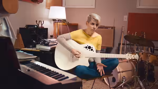 Hailed by Rolling Stone as “a genre unto herself,” Kaki King is a true iconoclast, a visionary musician/artist whose singular work rightly stands out amongst th (2016)