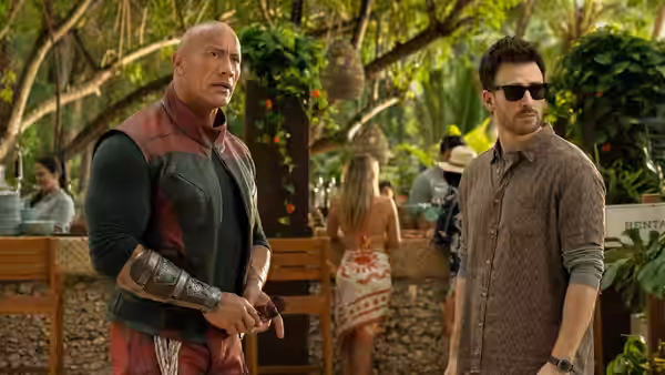 Callum Drift (Dwayne Johnson) and Jack O'Malley (Chris Evans) in a tropical bar