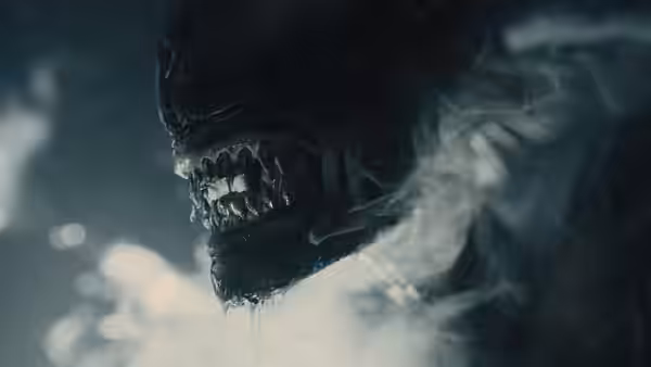 Xenomorph head in profile exhaling smoke from its mouth