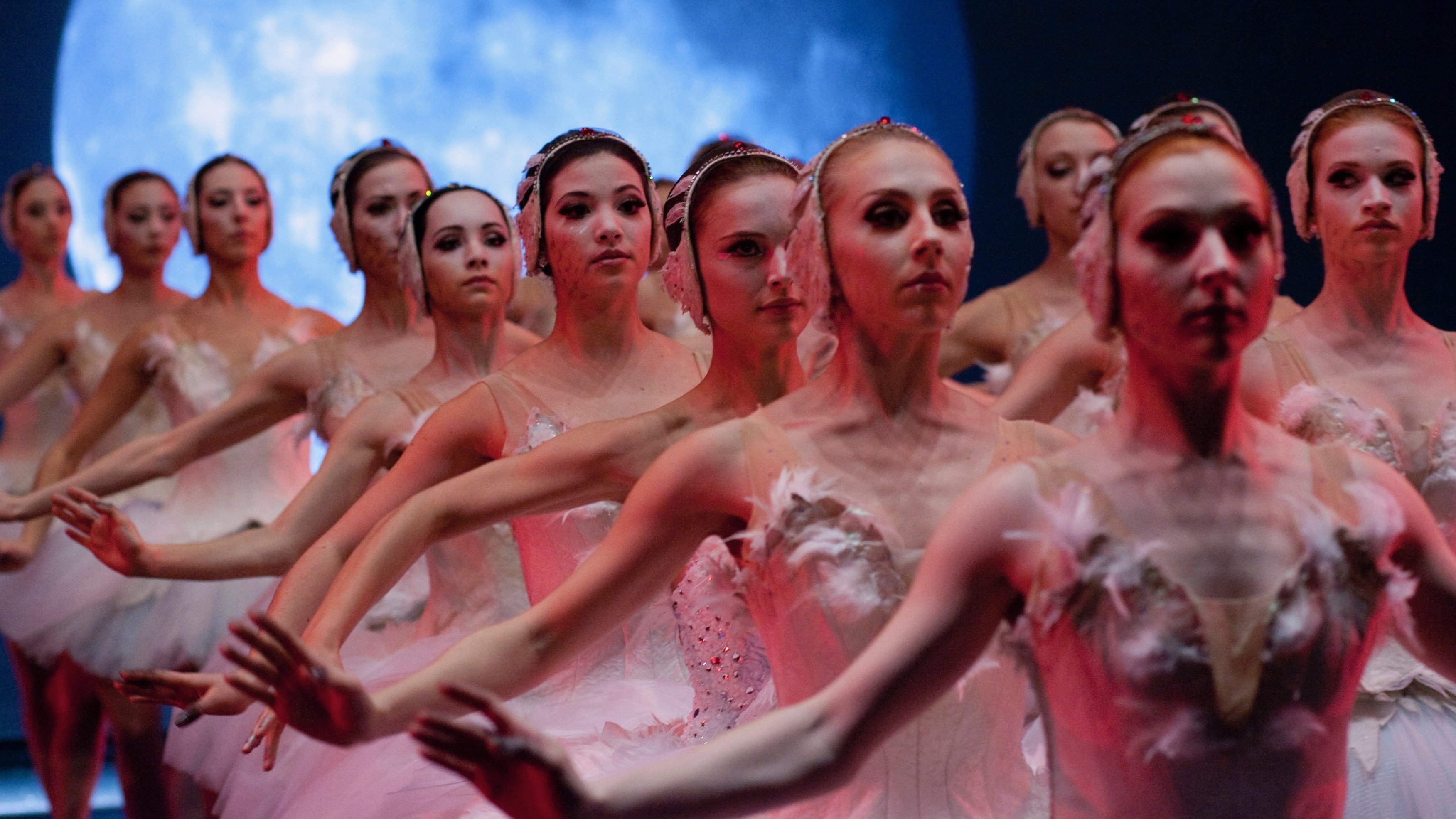 Black Swan, still 5
