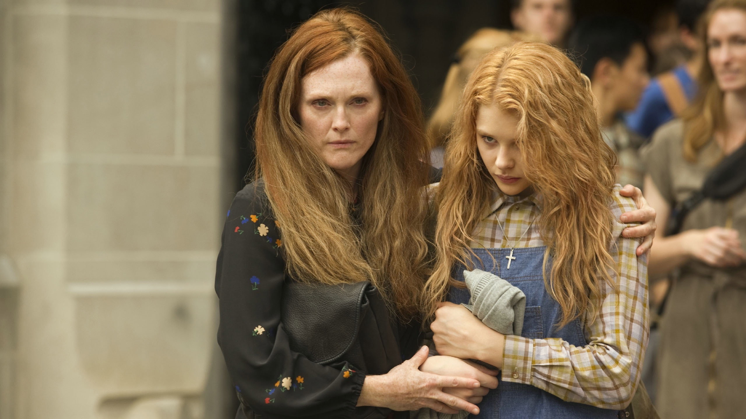 Carrie, still 1
